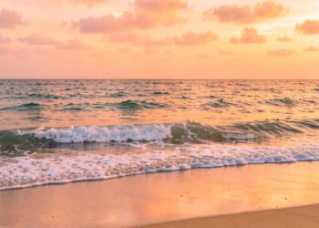Descargar fondo de pantalla Imágenes Hermosas para Fondo de Pantalla en Calidad 4K en HD y 4K gratis Atardecer en la Playa - Imágenes hermosas fondo pantalla 4K